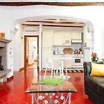Monti With Charming Terrace Appartamento *