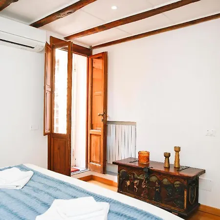 Apartment Monti With Charming Terrace Rome